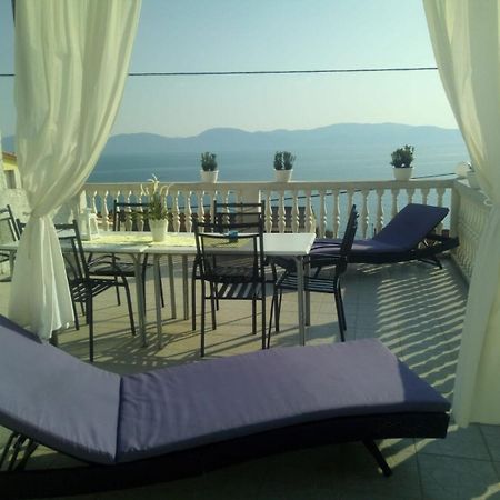 Apartment Jure Brist Exterior foto