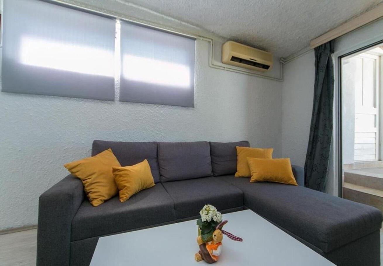 Apartment Jure Brist Exterior foto